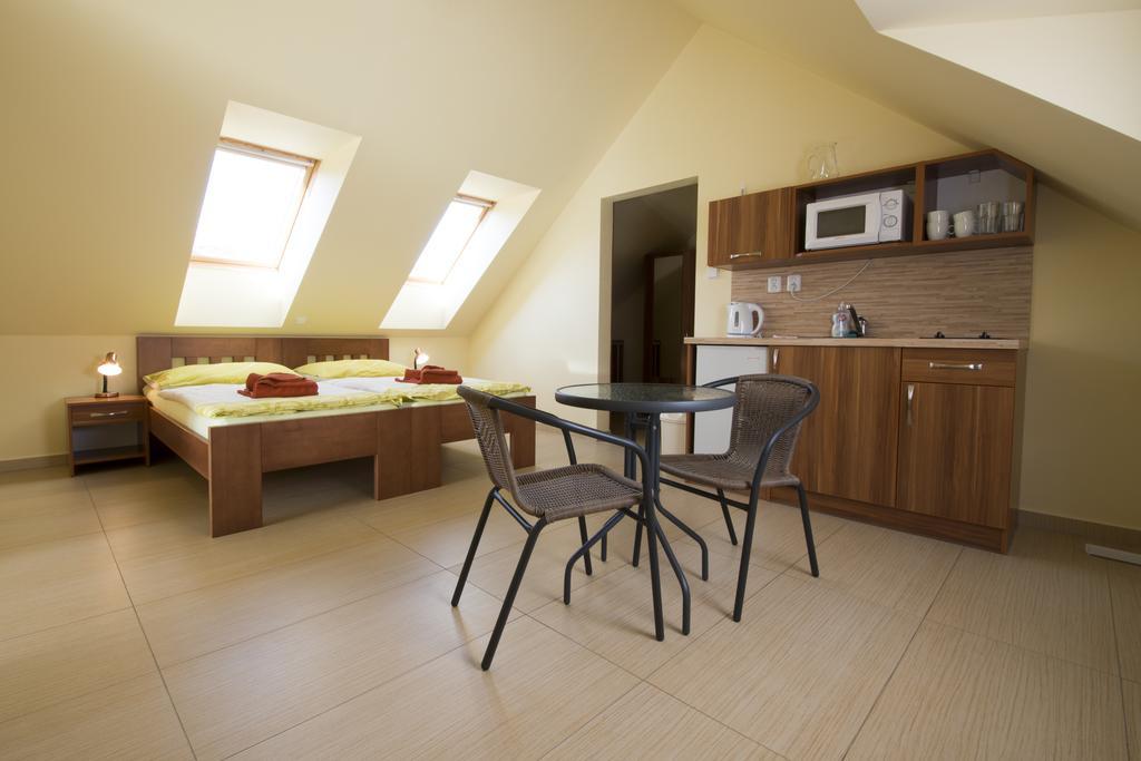 Penzion Admiral Trebon Room photo